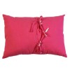 Housse de coussin rectangulaire fushia fermeture par nouettes - CB2