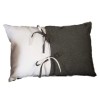 Housse de coussin rectangulaire noir et blanc en coton fermeture par nouettes - T1